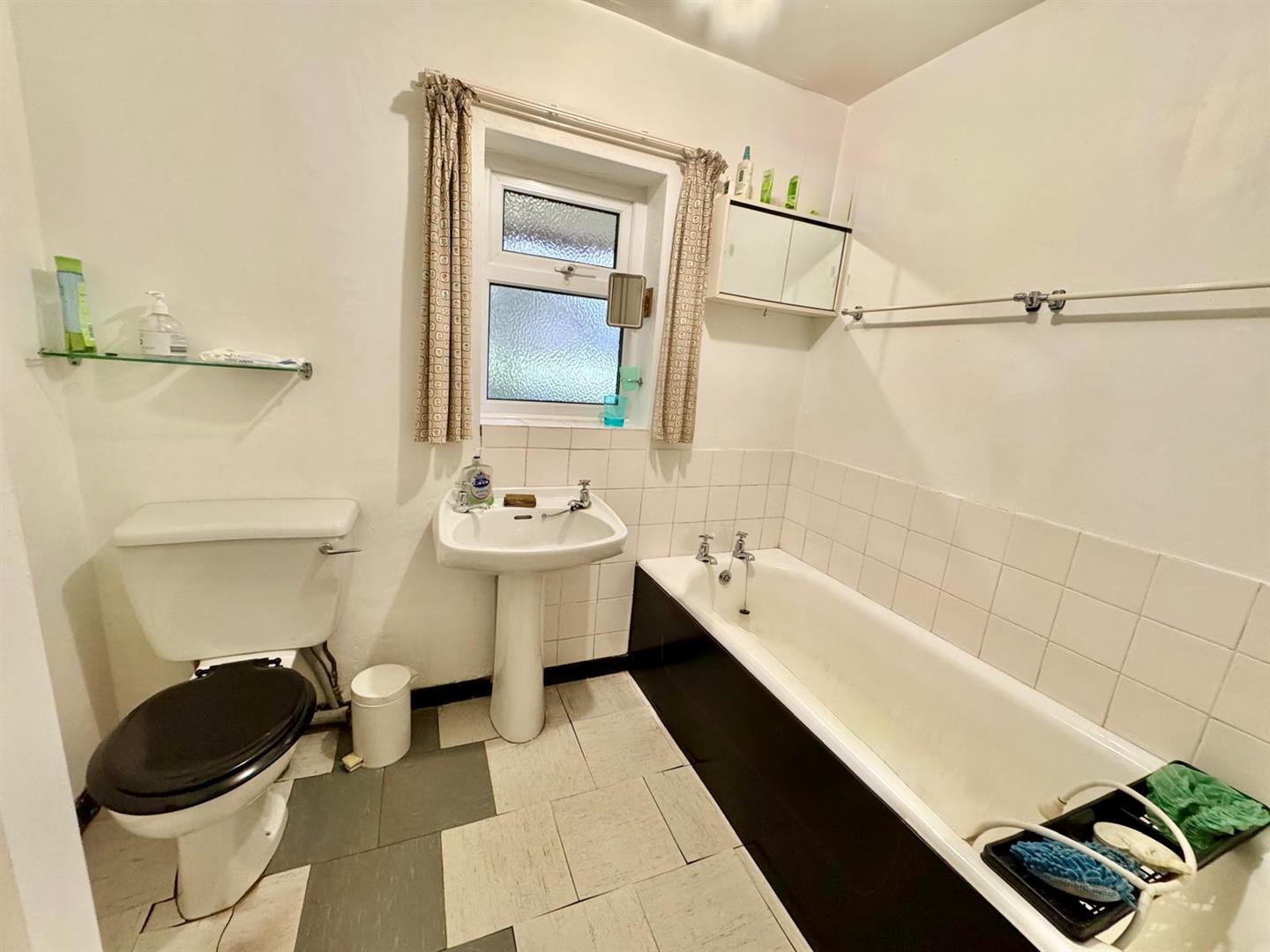 PHOTO-2025-12-10-13-16-22 (1).jpg